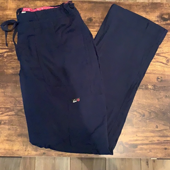 Koi scrub pants in Navy!